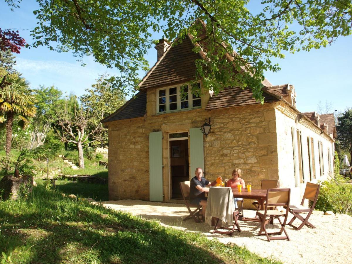 Cozy Cottage In Aquitaine With Private Swimming Pool Peyzac-le-Moustier ภายนอก รูปภาพ